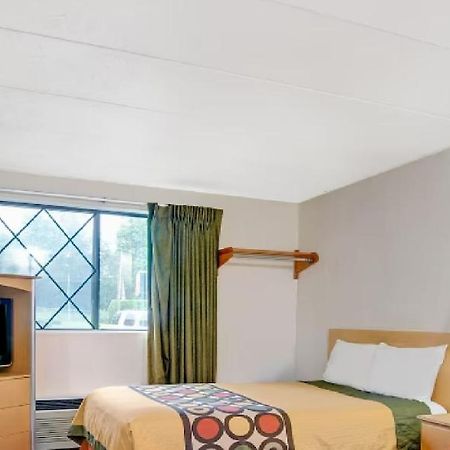 Super 8 By Wyndham Stamford/New York City Area Exterior foto