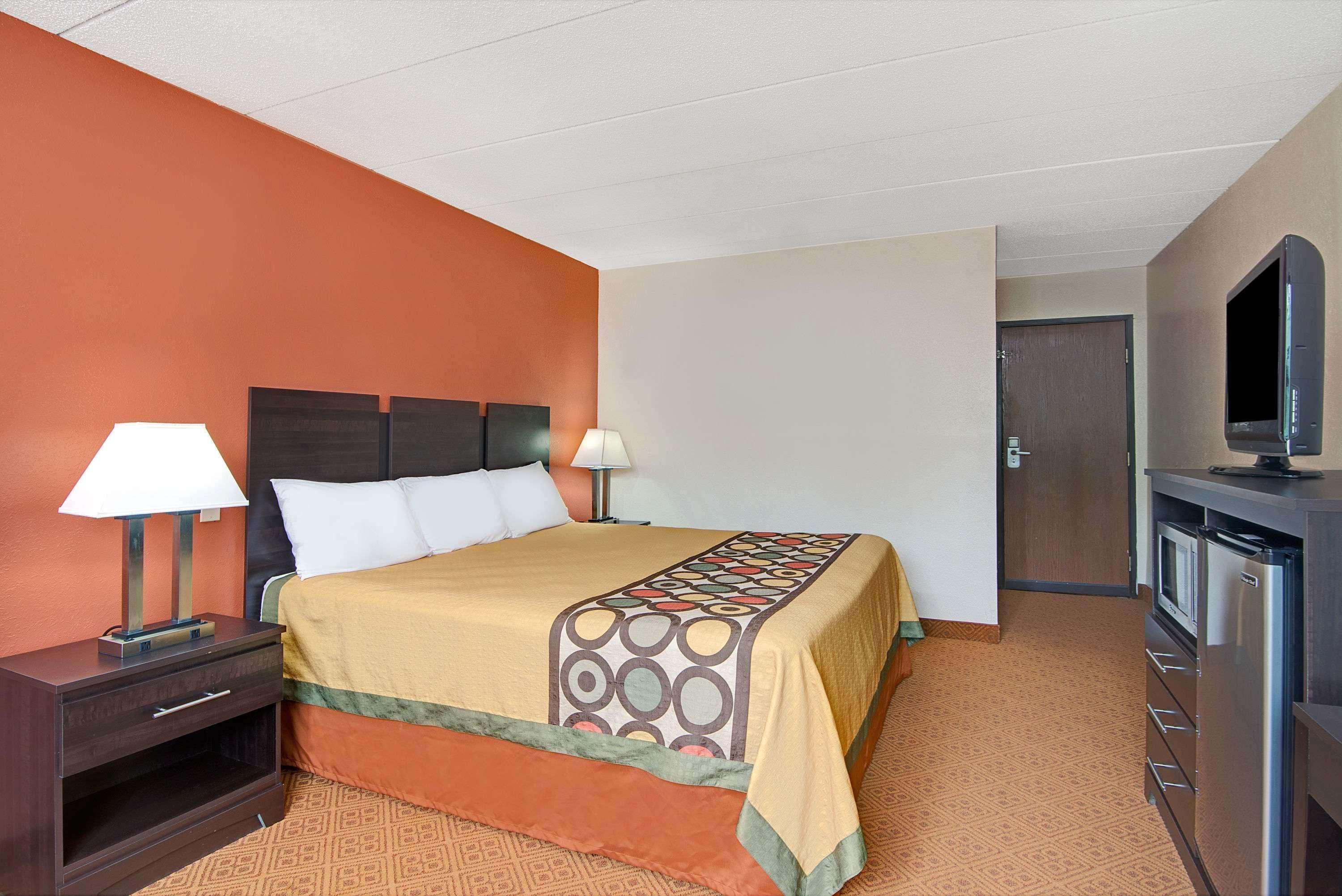 Super 8 By Wyndham Stamford/New York City Area Exterior foto