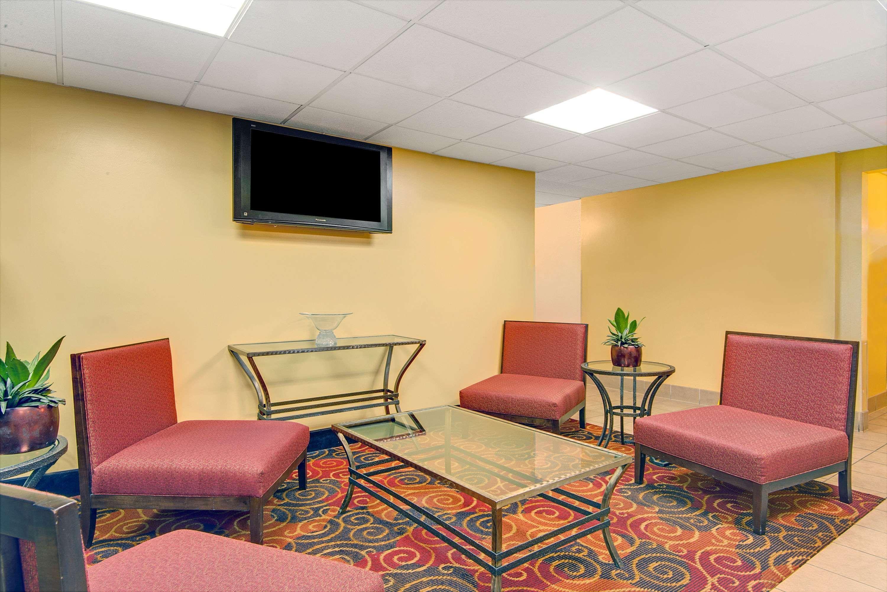 Super 8 By Wyndham Stamford/New York City Area Exterior foto