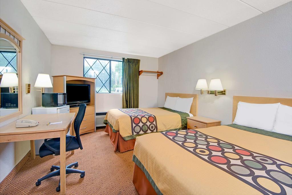 Super 8 By Wyndham Stamford/New York City Area Exterior foto